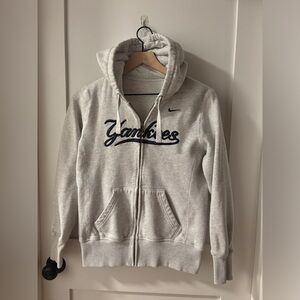 Nike Yankees Womens zip up hoodie